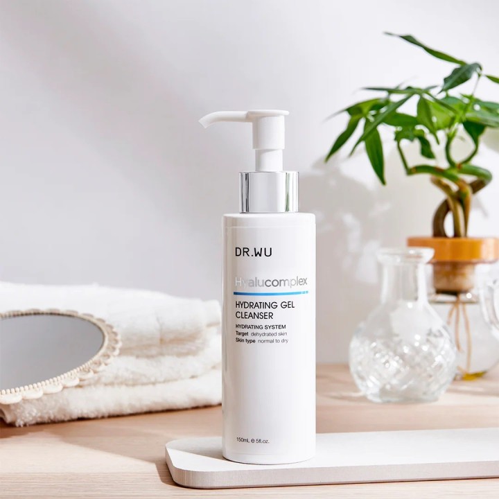 DR WU Hyalucmplx Hydrating Gel Cleanser With Hyaluronic Acid