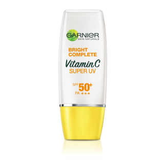 Garnier Bright Complete Vitamin C Super UV Natural