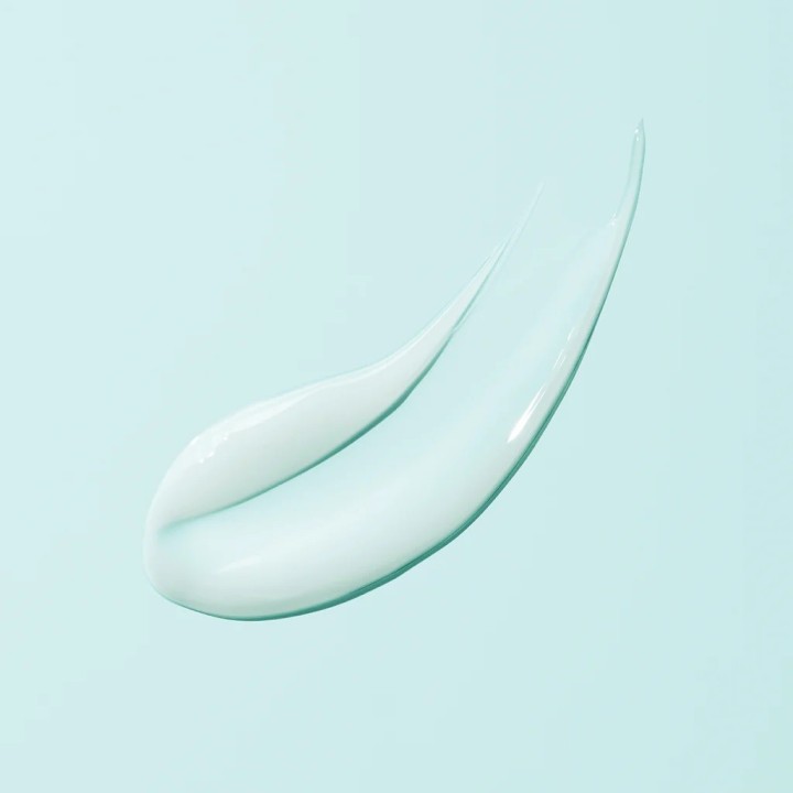 RoC's MULTI CORREXION® Hydrate + Plump Eye Cream