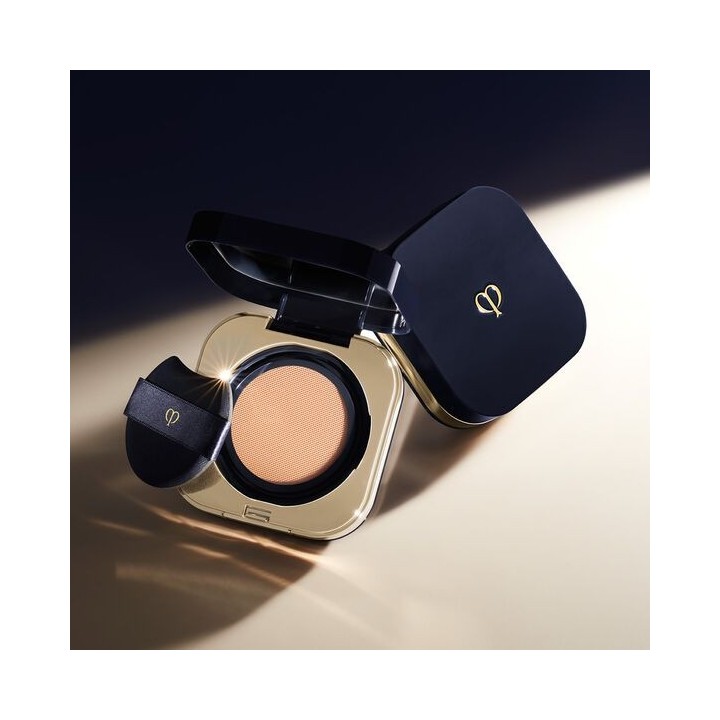 RADIANT CUSHION FOUNDATION NATURAL